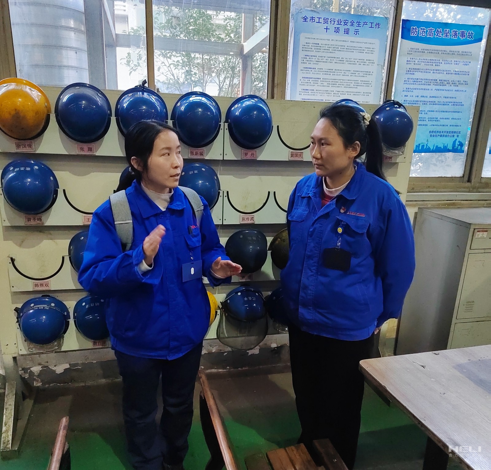 現(xiàn)場交流.jpg 現(xiàn)場交流.jpg