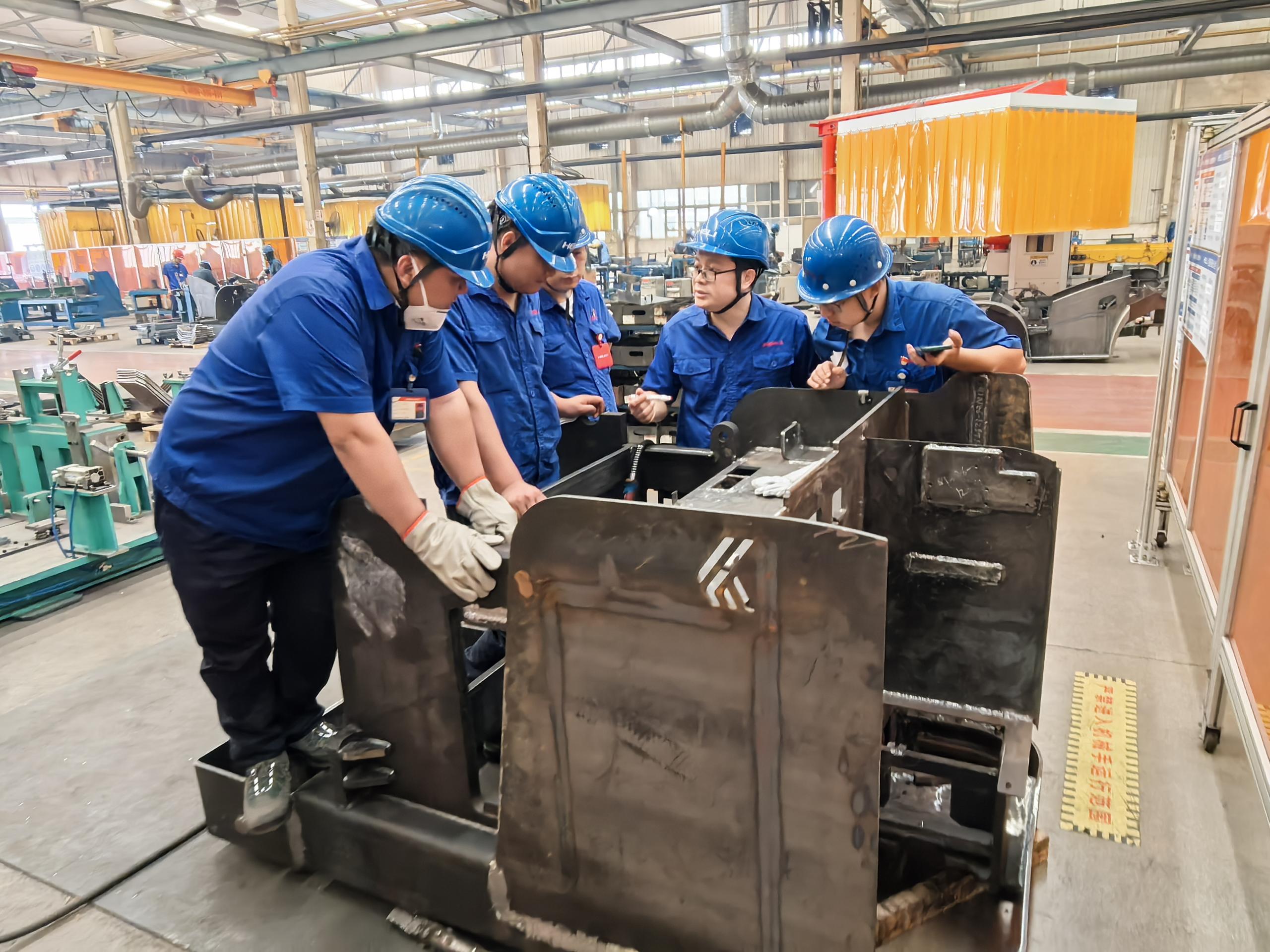 圖1 站架式人下行三向車車架焊接、裝配指導 左1圖   首圖.jpg
